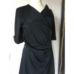 Pracht zwart tricot jurk 38