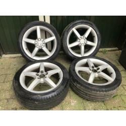 Originele 16 inch Seat 5x100 ET43 6,5J Velgen !
