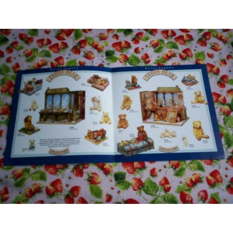 Peter Fagan miniatuur beren teddyberen beeldjes folder