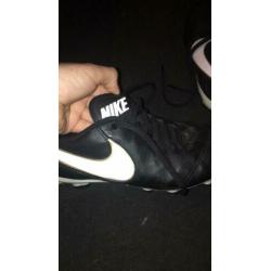 Voetbal schoenen nike maat 38