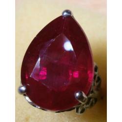 Ca 1960 Robijn design fashion ring excellent uitstraling