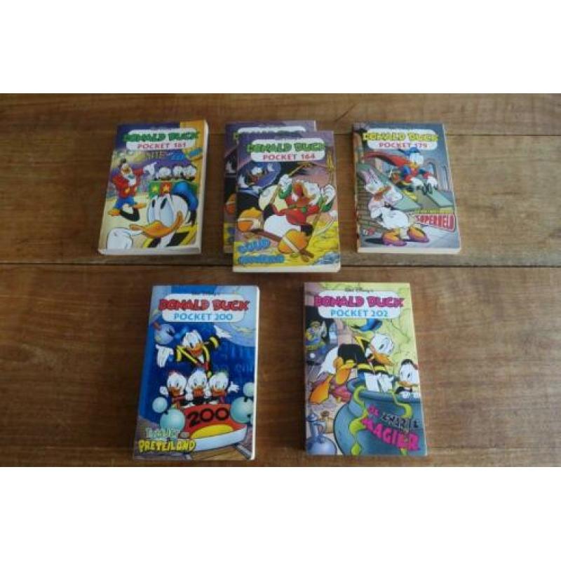 17 stuks Donald duck pocket enkel en dubbel