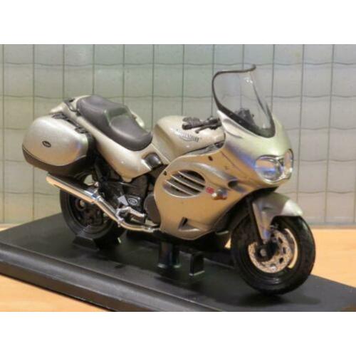 Triumph Trophy 1:18 12175 Welly