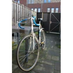 Vintage/retro wielrenfiets roomwit