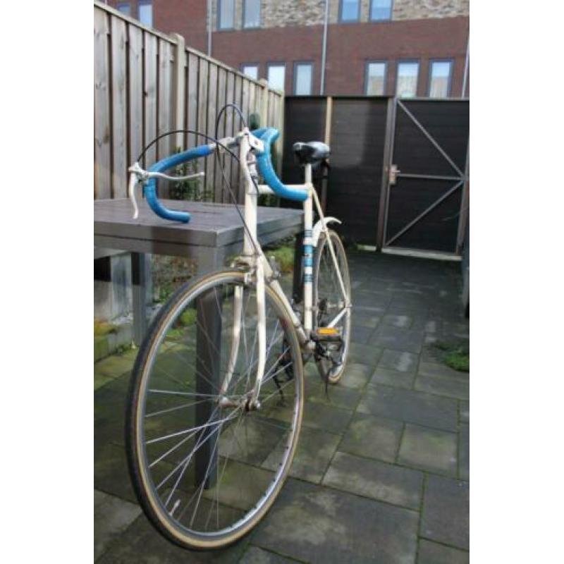 Vintage/retro wielrenfiets roomwit