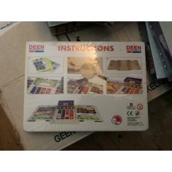 Deen spaaractie, 10 opladers, 1 bouwpakket, vrachtauto’s
