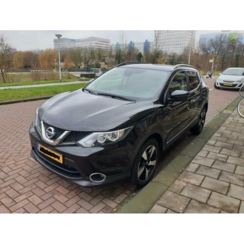Nissan Qashqai 1.2 N-Connecta Panoramadak / Navigatie / 360°