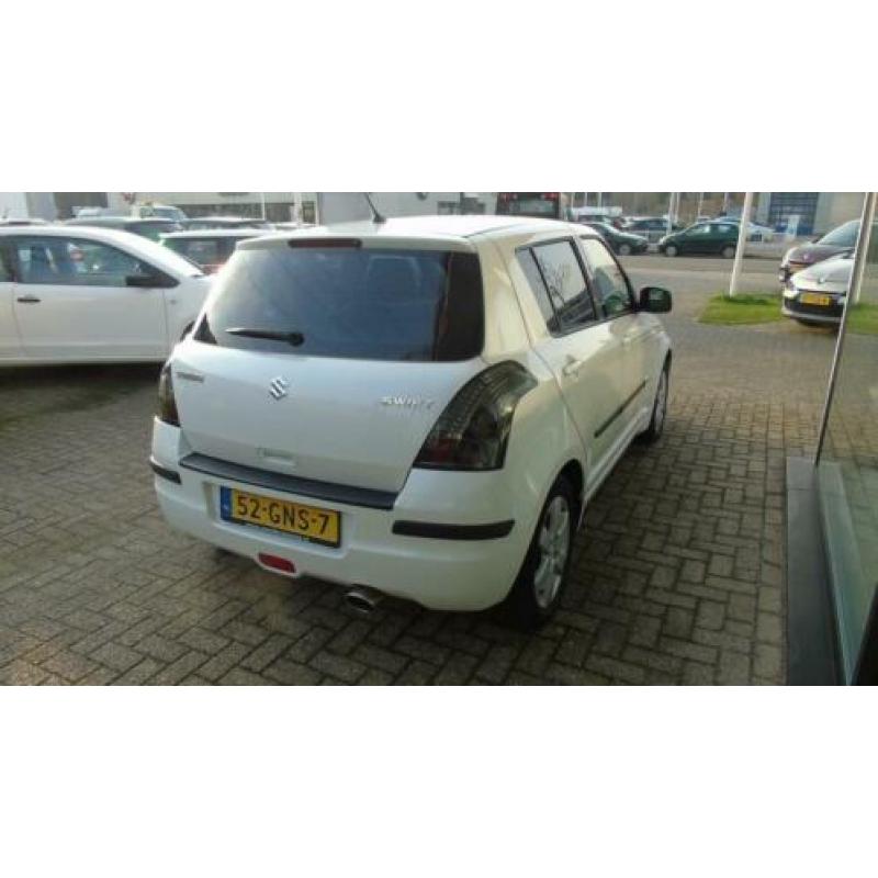 Suzuki Swift 1.3 Shogun