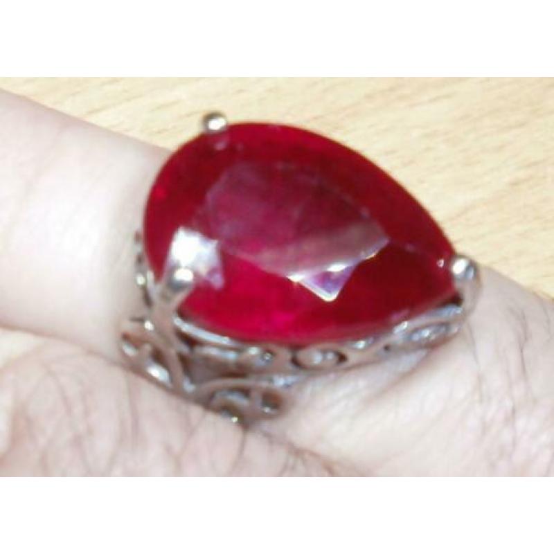 Ca 1960 Robijn design fashion ring excellent uitstraling