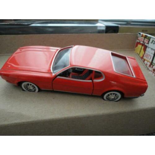 Ford Mustang Mach 1 James Bond Corgi Toys 02101 1/43