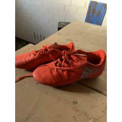 Adidas voetbalschoenen maat 36