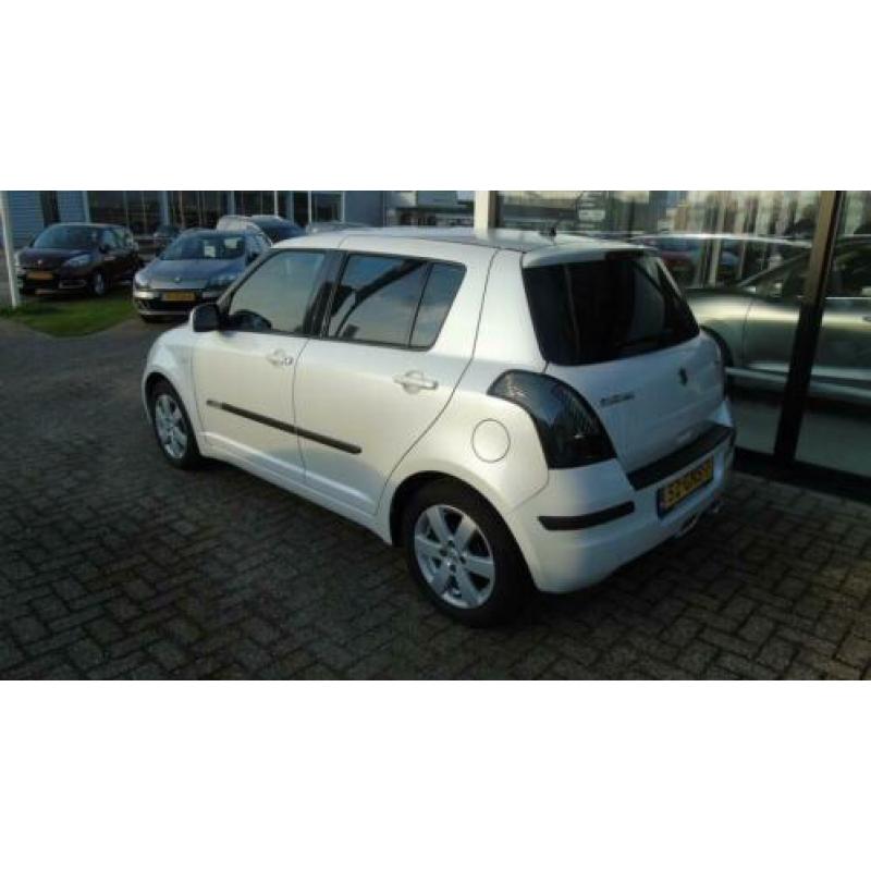 Suzuki Swift 1.3 Shogun