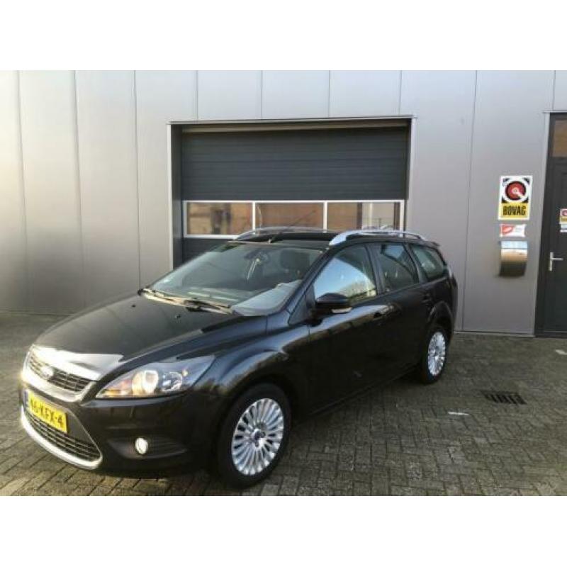 Ford Focus Wagon 1.8 Limited Navigatie/LM velgen/Trekhaak/PT