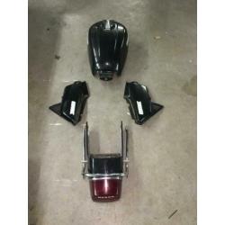 Honda cb750 KZ tank zijkappen en achterlicht