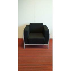 2x zwart stoffen Fauteuil