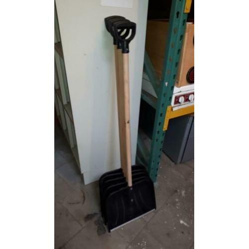 Laatste sneeuwschep / sneeuwschuif NIEUW! 128cm lang