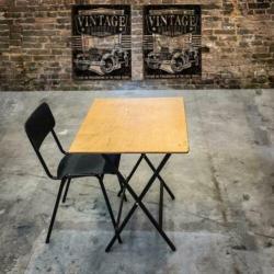 680x School chair vintage oude schoolstoelen cafe stoel 553