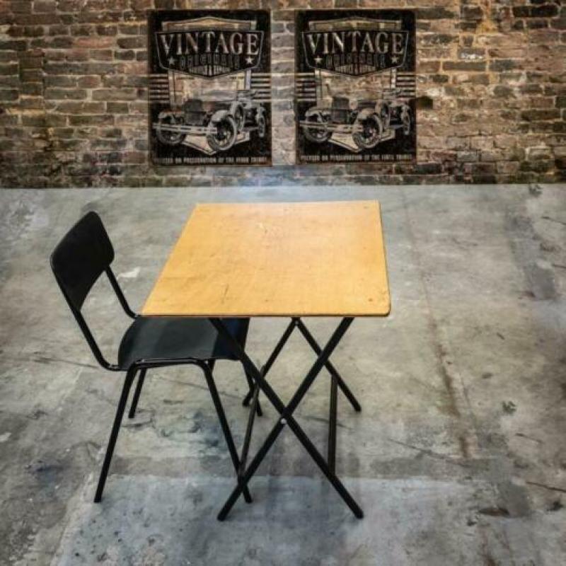680x School chair vintage oude schoolstoelen cafe stoel 553