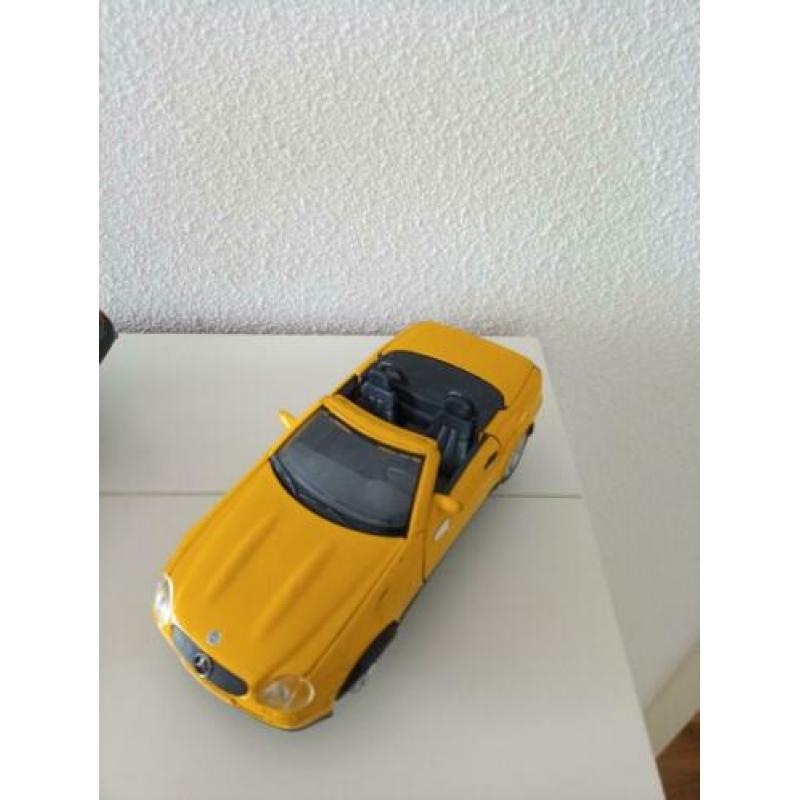 Jaquar xk8__porsche borster___mercedes Benz slk__camaro 228.