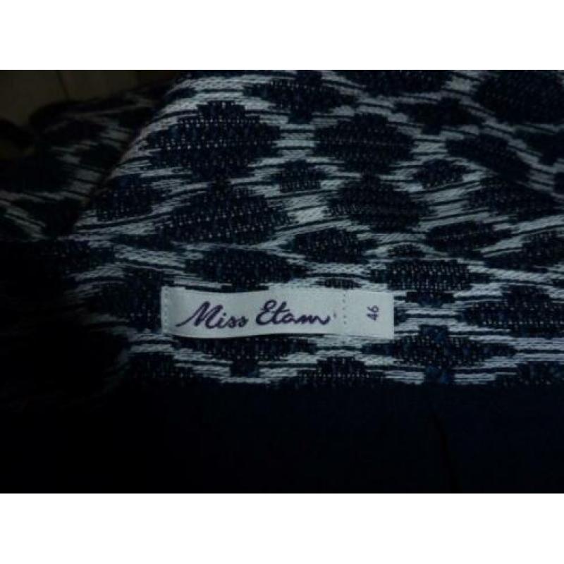 nieuwstaat blauw wit rokje mt. 46