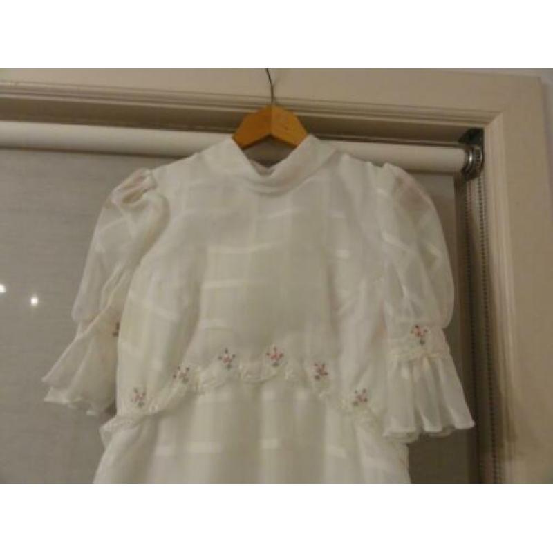 bruids jurk met hoepel rok vintage