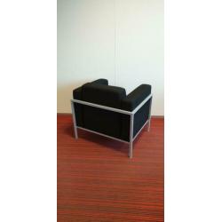 2x zwart stoffen Fauteuil