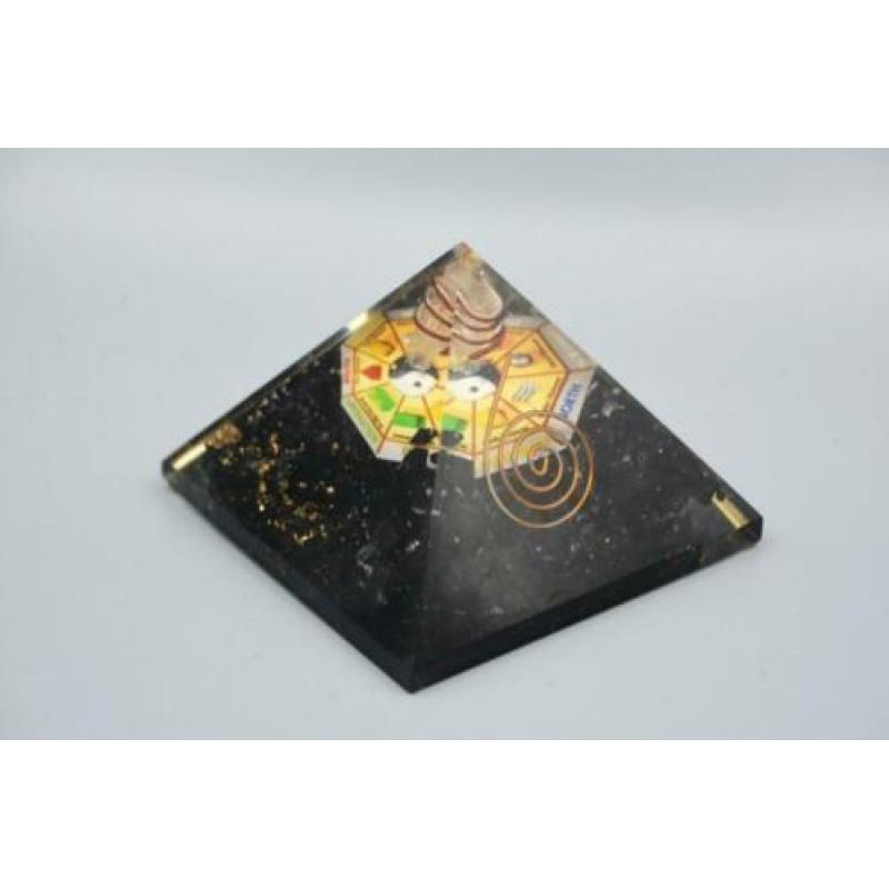 Zwarte Toermalijn Orgoniet pyramide - 7 x 5,5 cm