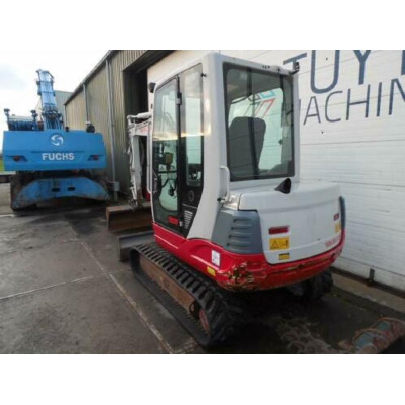 Takeuchi TB235 minigraver midigraver graafmachine rupskraan