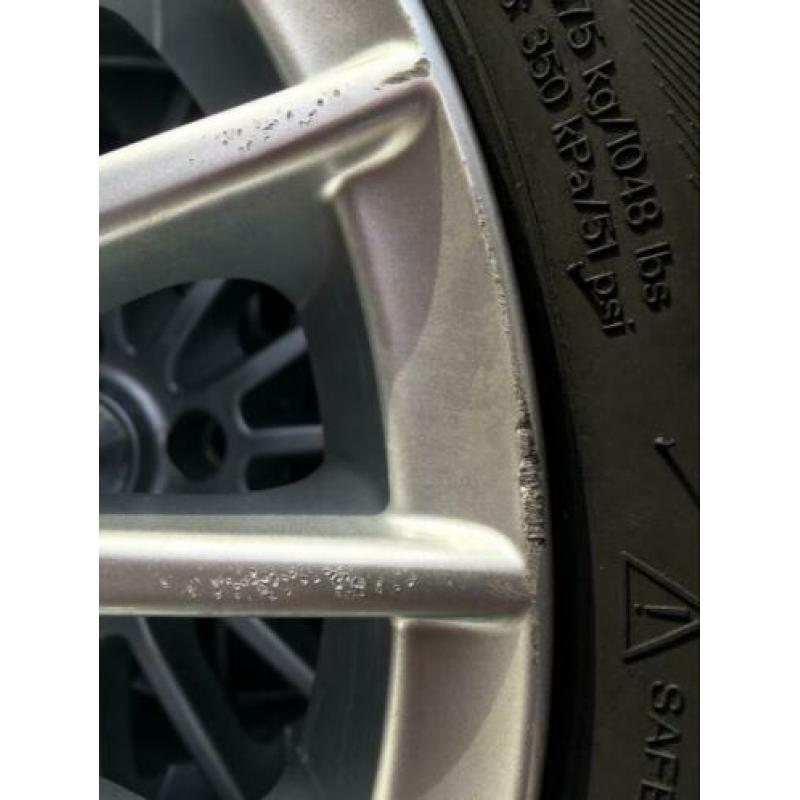 Velgen met banden 175/65R14