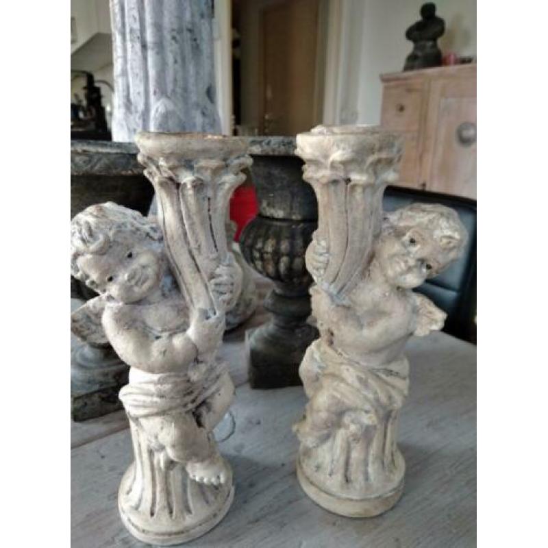 2 brocante kaarsenstandaards met engeltjes
