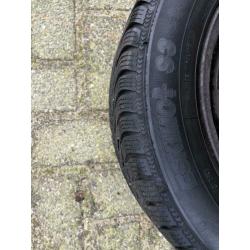 Velgen volvo met winterbanden 2st