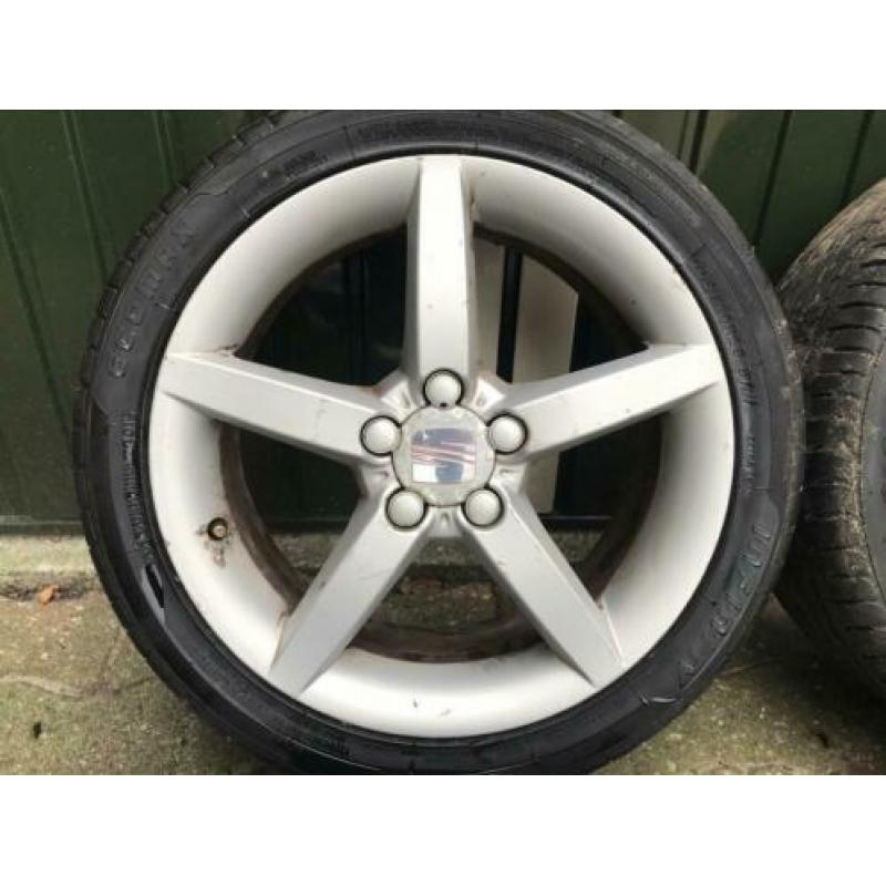 Originele 16 inch Seat 5x100 ET43 6,5J Velgen !