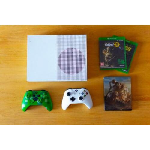 XBOX One S 1TB met twee controllers en fallout games