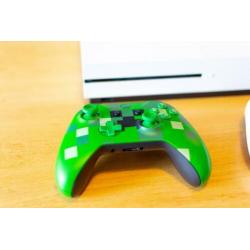 XBOX One S 1TB met twee controllers en fallout games