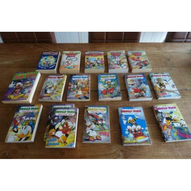 17 stuks Donald duck pocket enkel en dubbel