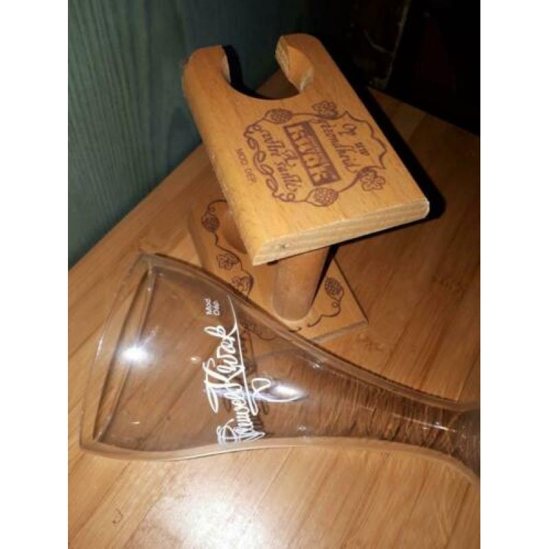 oud kwak glas met houder