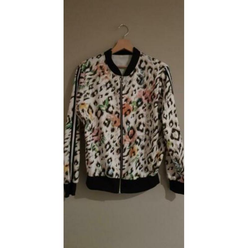 Diverse leuke dames kleding voor lage prijsjes!