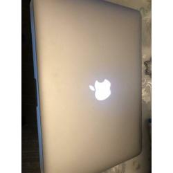 MacBook Pro 13 inch 2015 256 ssd