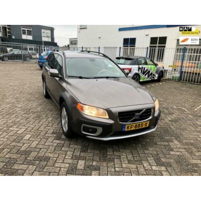 Volvo XC70 2.4 D5 Summum Handgeschakeld