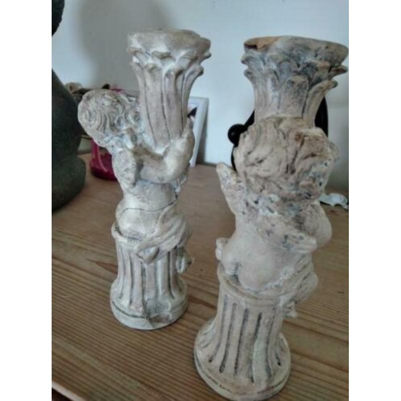 2 brocante kaarsenstandaards met engeltjes