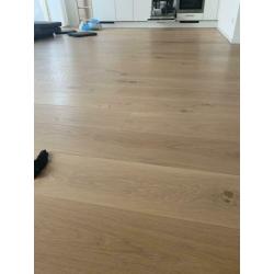 Eikenhouten vloer delen 96m2 zwevend