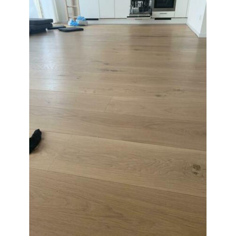 Eikenhouten vloer delen 96m2 zwevend