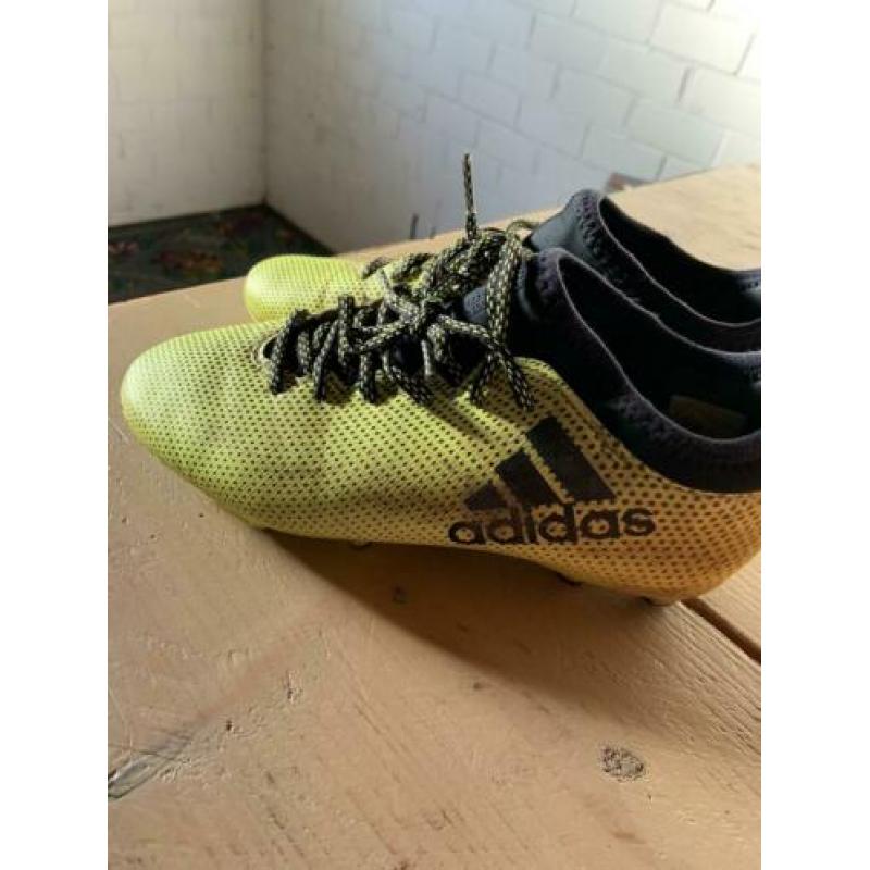 Adidas voetbalschoenen maat 36