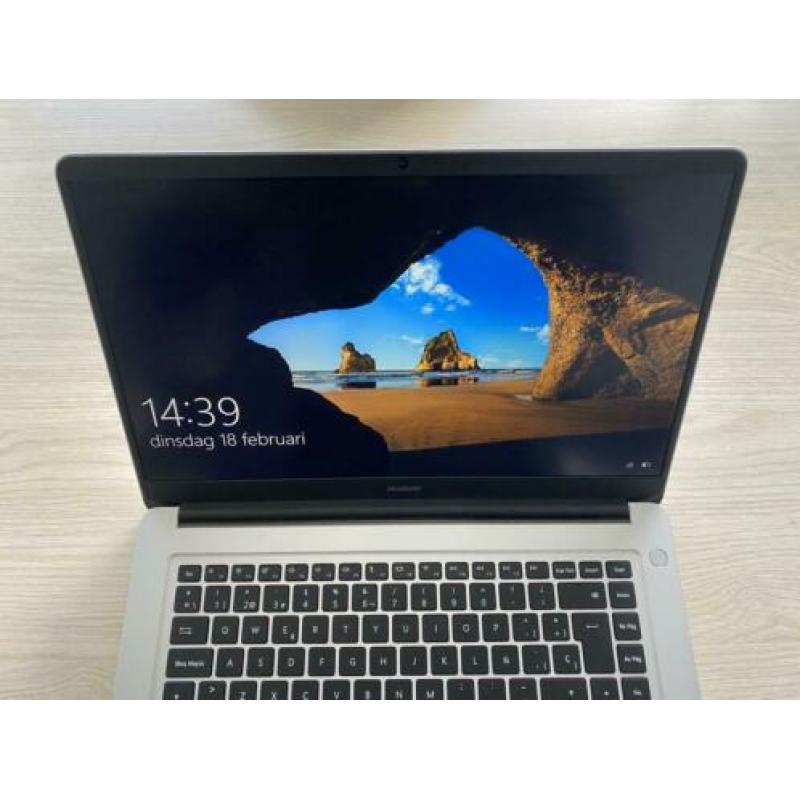 Huawei matebook D 14 inch Intel i5/ GeForce MX150