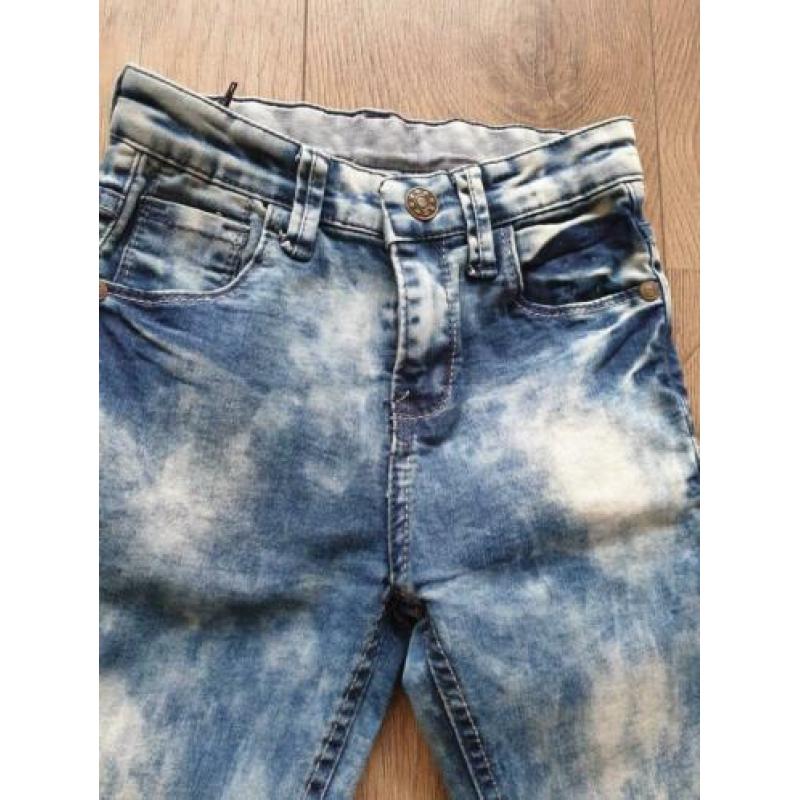 Nieuwe skinny jeans maat 128
