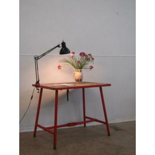 Stoere KLAPTAFEL Rood Winkel Werkkamer
