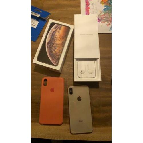 XS Max 256 GB 1 jaar oud!