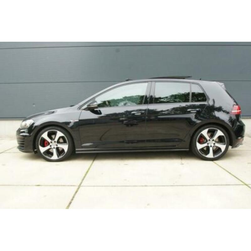 Volkswagen Golf 7 2.0 TSI GTI NL AUTO, FULL OPTIONS, PANORAM