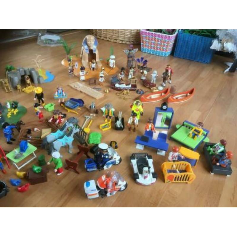 Mooi en groot set Playmobiel/ pyramide/egypte/dieren/boten e