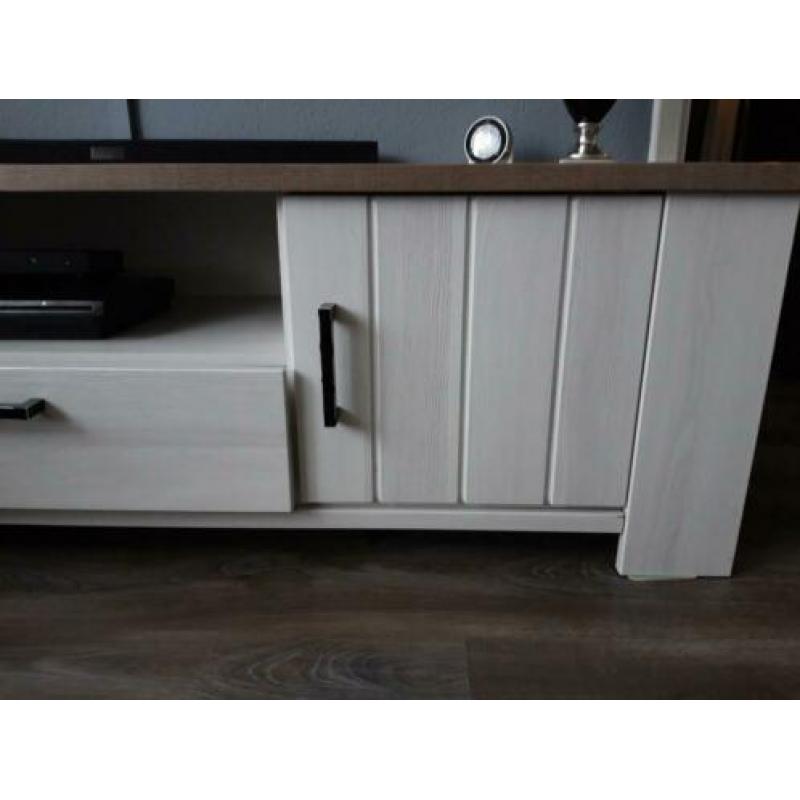 Tv kast landelijk